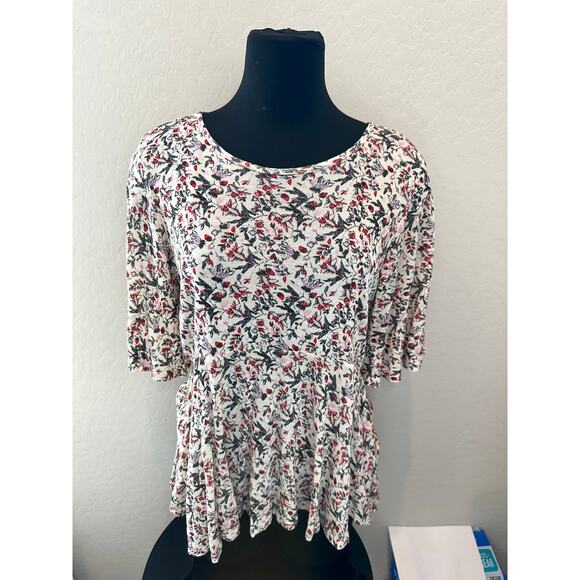 LUCKY BRAND | White Romantic Floral Boho Flutter Sleeve Peplum Top | Medium - Picture 2 of 7